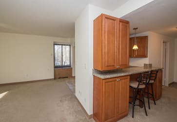 Lakewood, L.L.C. (LWD) Apartments - undefined, undefined