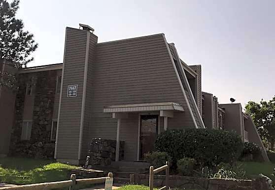 Woodcrest Hills Apartments Tulsa Ok 74136