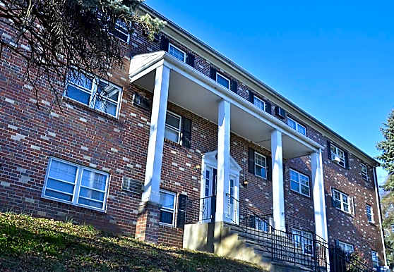 Lancaster Court Apartments Lancaster PA 17603