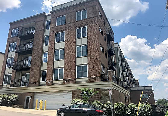 101 E Corry Apartments Cincinnati Oh 45219