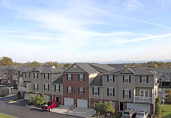 The Villas Of Emerald Woods Apartments Knoxville Tn 37922