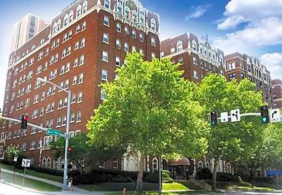 Casa Loma Apartments Kansas City Mo 64112