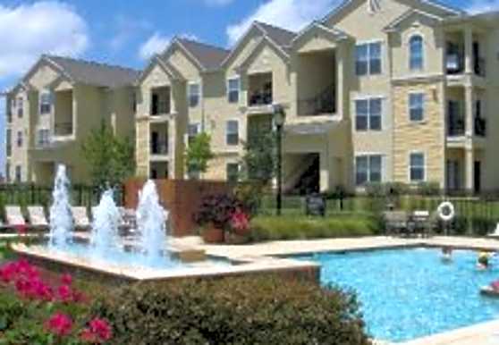 Club At Stone Oak Apartments San Antonio Tx 78258