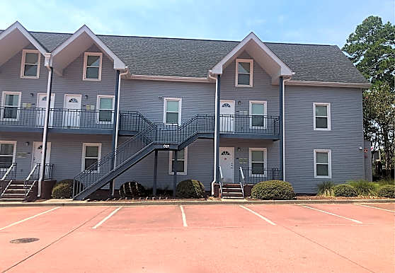Campus Courtyard Apartments Statesboro Ga 30458