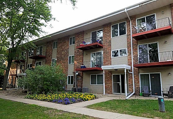 Gold Falls Villa Apartment - Cedar Falls, IA 50613