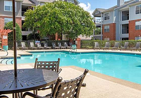 Colonial Grand At Patterson