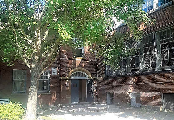 St Clair Superior Apartments Cleveland Oh 44103