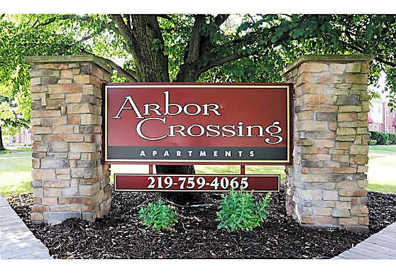 Arbor Crossing Apartments - Valparaiso, IN 46385