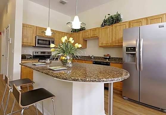 Majestic Of Downtown Baldwin Park Apartments Orlando Fl 32814
