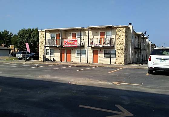 Columbia Condos Apartments Tulsa Ok 74129