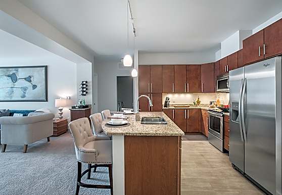 Prairiewalk At Towne Centre Apartments Brookfield Wi 53045