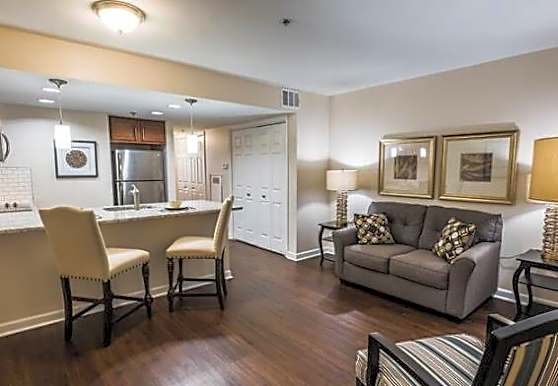 Dunwoody Pines Apartments Senior Living Dunwoody Ga 30338