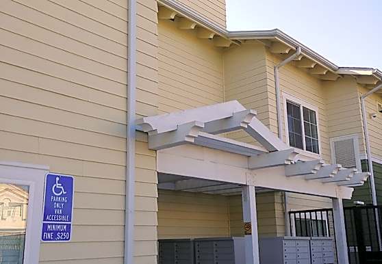 Cerritos Family Apartments Anaheim Ca 92804