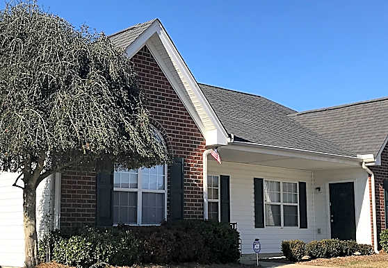 Hampton Village Of Rocky Mount Apartments Rocky Mount Nc 27804