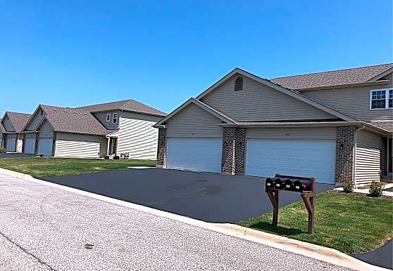The Villas At Patriot Estates Apartments Mchenry Il 60050
