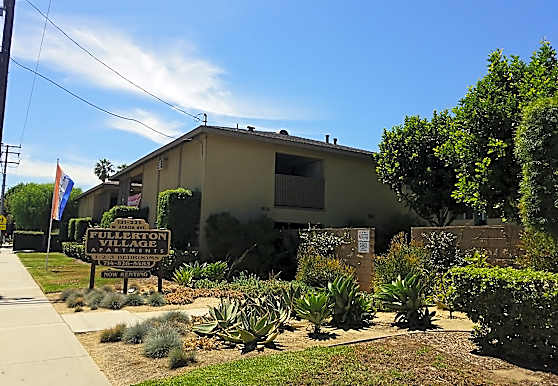 Fullerton Village Apartments Fullerton Ca 92831