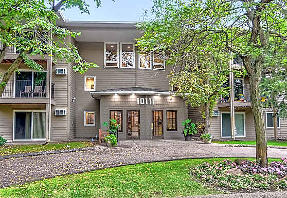 Cedar Ridge Apartments Hopkins Mn 55305
