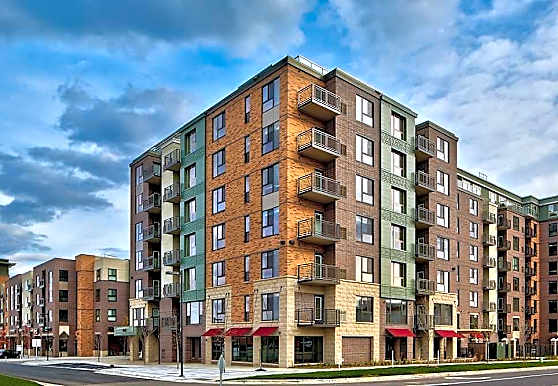 Genesee Apartments And Townhomes Bloomington Mn 55431