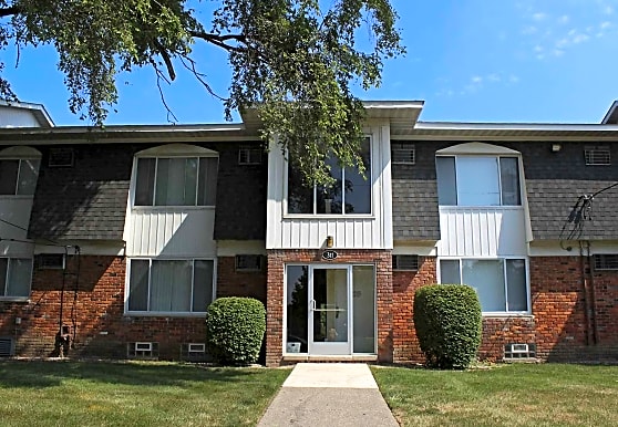 Oakland Mall Apartments - Madison Heights, MI 48071