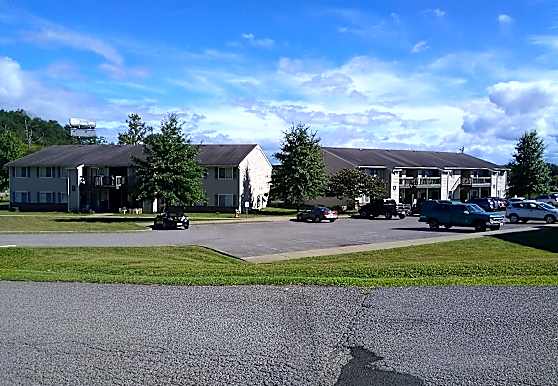 Cambridge Heights Apartments - Buckhannon, WV 26201