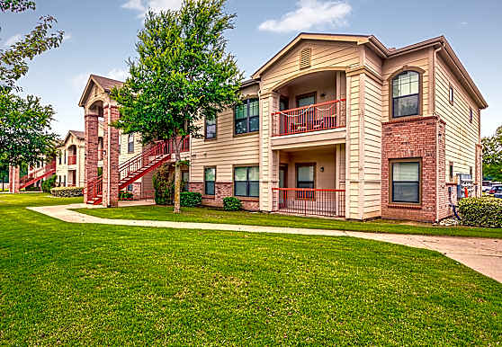 Bradford Place Apartments Commerce Tx 75428