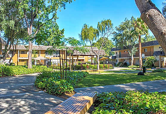 Sundale North And South Apartments Fremont Ca 94538