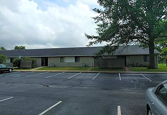 Lebanon Manor Apartments - Lebanon, IN 46052
