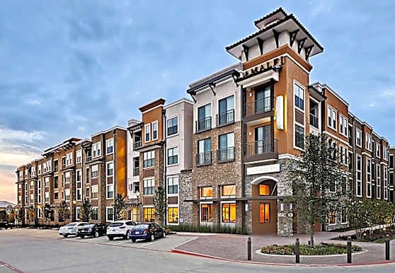 Amalfi Stonebriar Apartments Frisco Tx 75034