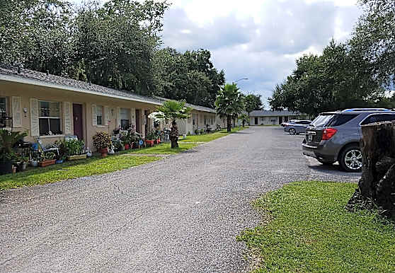 Zephyr Point Apartments Zephyrhills Fl 33542
