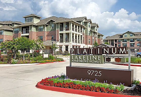 Griffis lakeline station apartments information