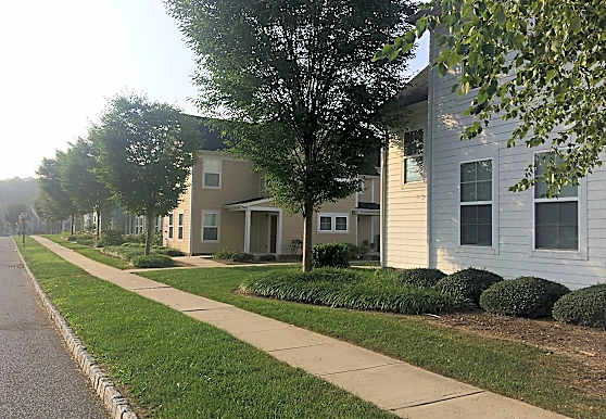 Simple Bailey Corner Apartments Woodstown Nj Reviews for Living room