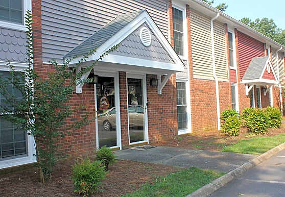 Garden Park Townhomes Apartments Winston Salem Nc 27104