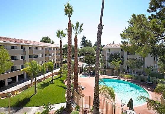 Village Green Apartments Santa Clara, CA 95051