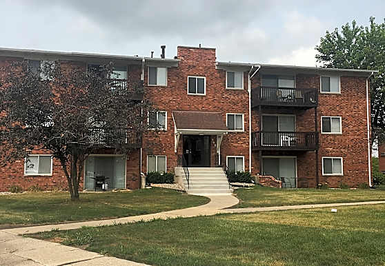 Crown Point Apartments Indianapolis