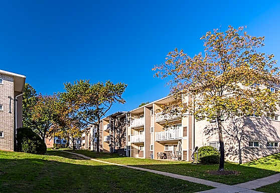 Apartments Near 20747