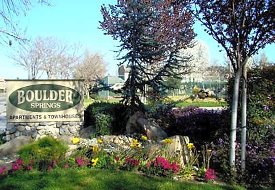 Boulder Springs Apartments And Townhomes Fresno Ca 93711