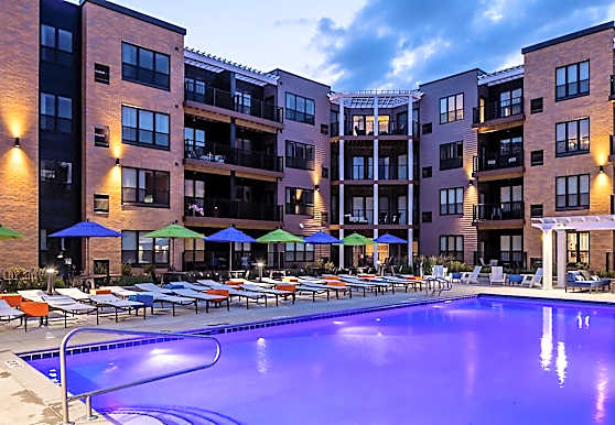 610 West Apartments Brooklyn Park Mn 55445