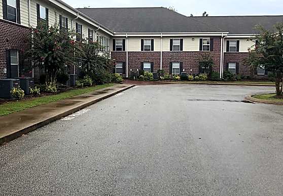 Madison Place Senior Apartments Jackson Tn 38301