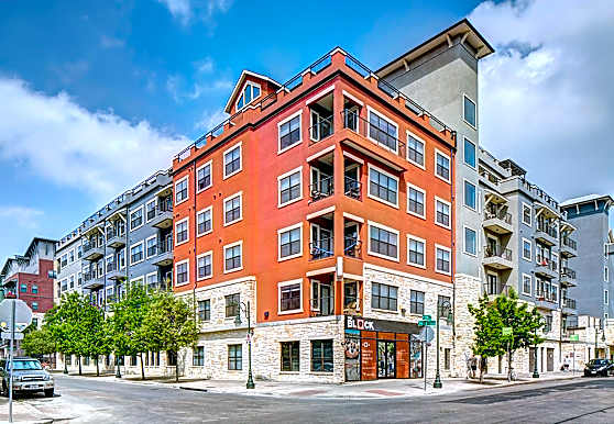 The BlockPer Bed Lease Apartments Austin, TX 78705