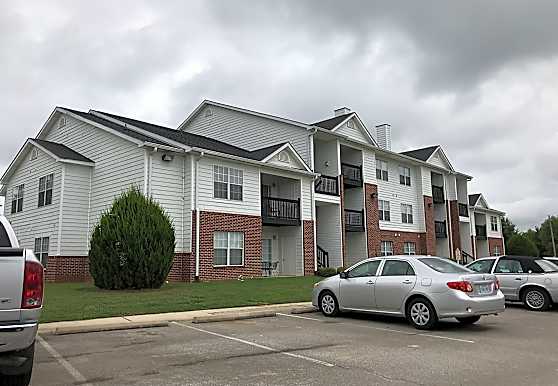 The Pines At Barnes Crossing Apartments Tupelo Ms 38804