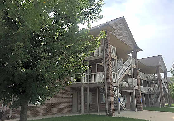 Hawkeye Towers Student Living Apartments Waterloo Ia Apartments