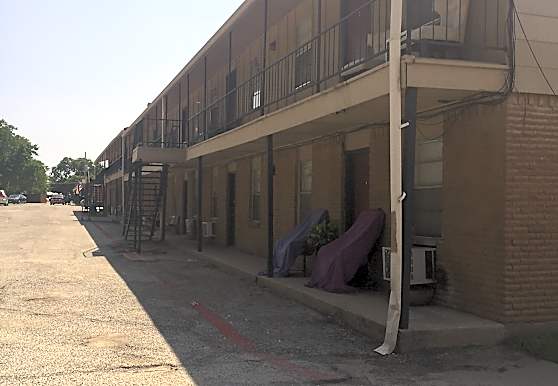 North Hills Crest Apartments Haltom City Tx 76117