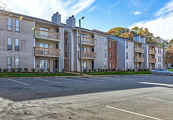 Highpoint At 5900 Apartments Charlotte Nc 28212