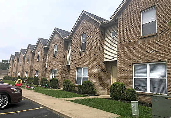 Countrywoods Village Apts Apartments Cleves Oh 45002