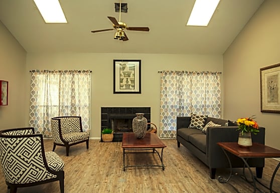 Covington Glen Apartments Decatur Ga 30035