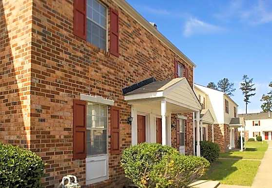 Apartments 23831