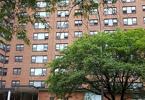 Green Skyline Apartments Llc Syracuse Ny 13203
