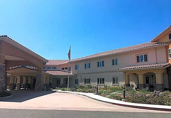 Estancia Del Sol Mbk Senior Living Apartments Corona Ca 92881
