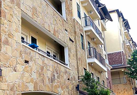 Vistas San Marcos Apartments - San Marcos, TX 78666