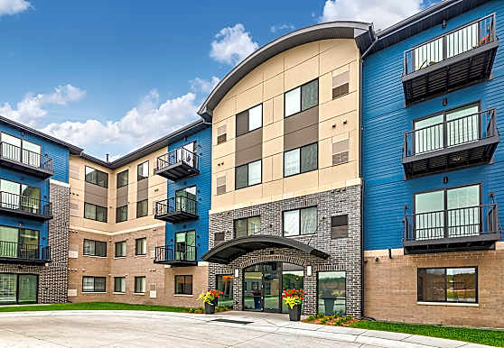 The Quarry At Central Park Apartments Eagan Mn 55121